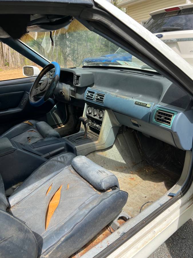 Asc-ford-mustang-1989-white-2