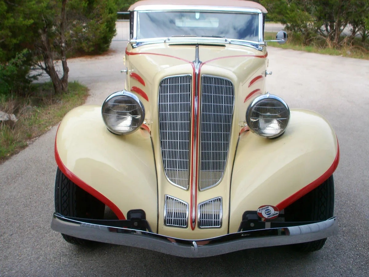 Auburn-6-52-1934-Cream-And-Red-Red-10