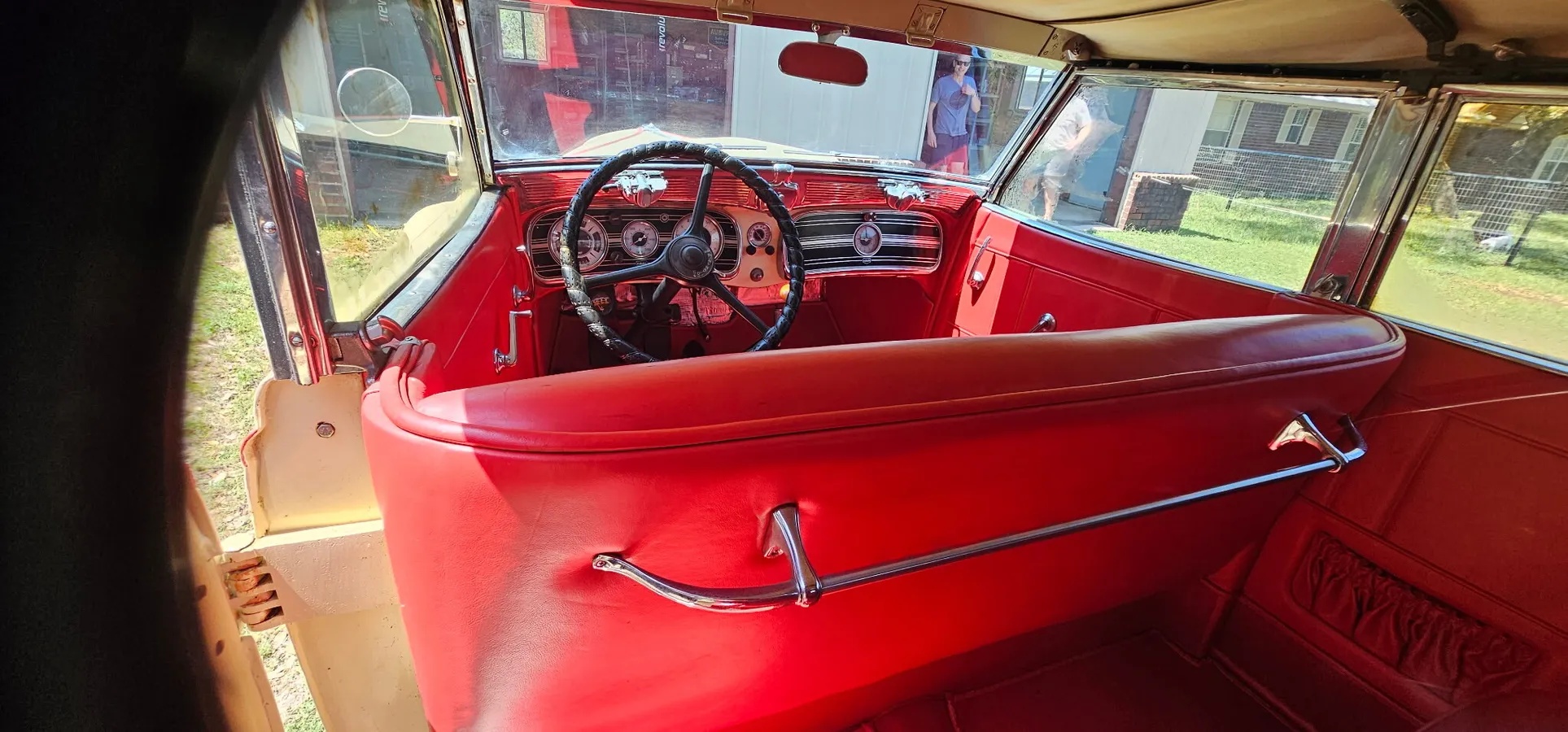 Auburn-6-52-1934-Cream-And-Red-Red-14