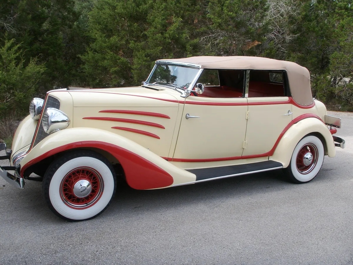 Auburn-6-52-1934-Cream-And-Red-Red-15