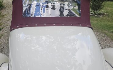 Auburn-866-1980-White-Burgundy-17