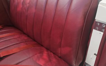 Auburn-866-1980-White-Burgundy-19