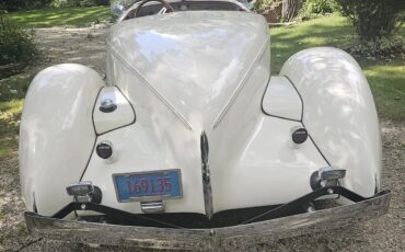 Auburn-866-1980-White-Burgundy-3