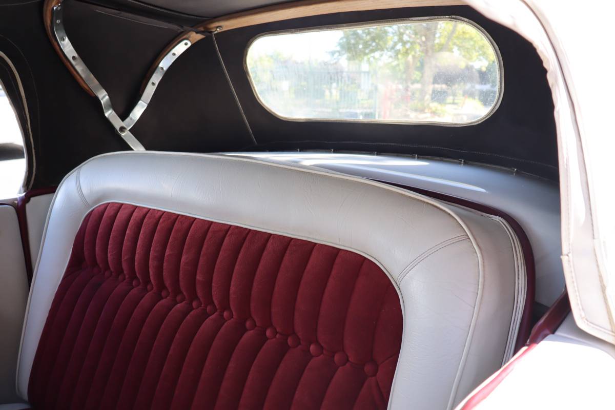 Auburn-boattail-speedster-1978-11