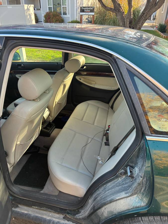 Audi-a4-1996-green-4