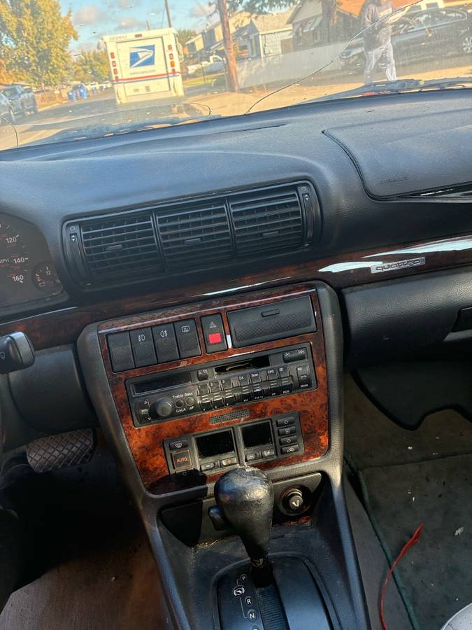 Audi-a4-1996-green-6