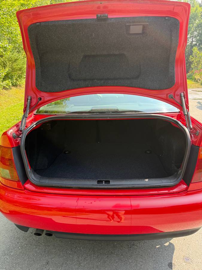 Audi-a4-quattro-1996-red-9
