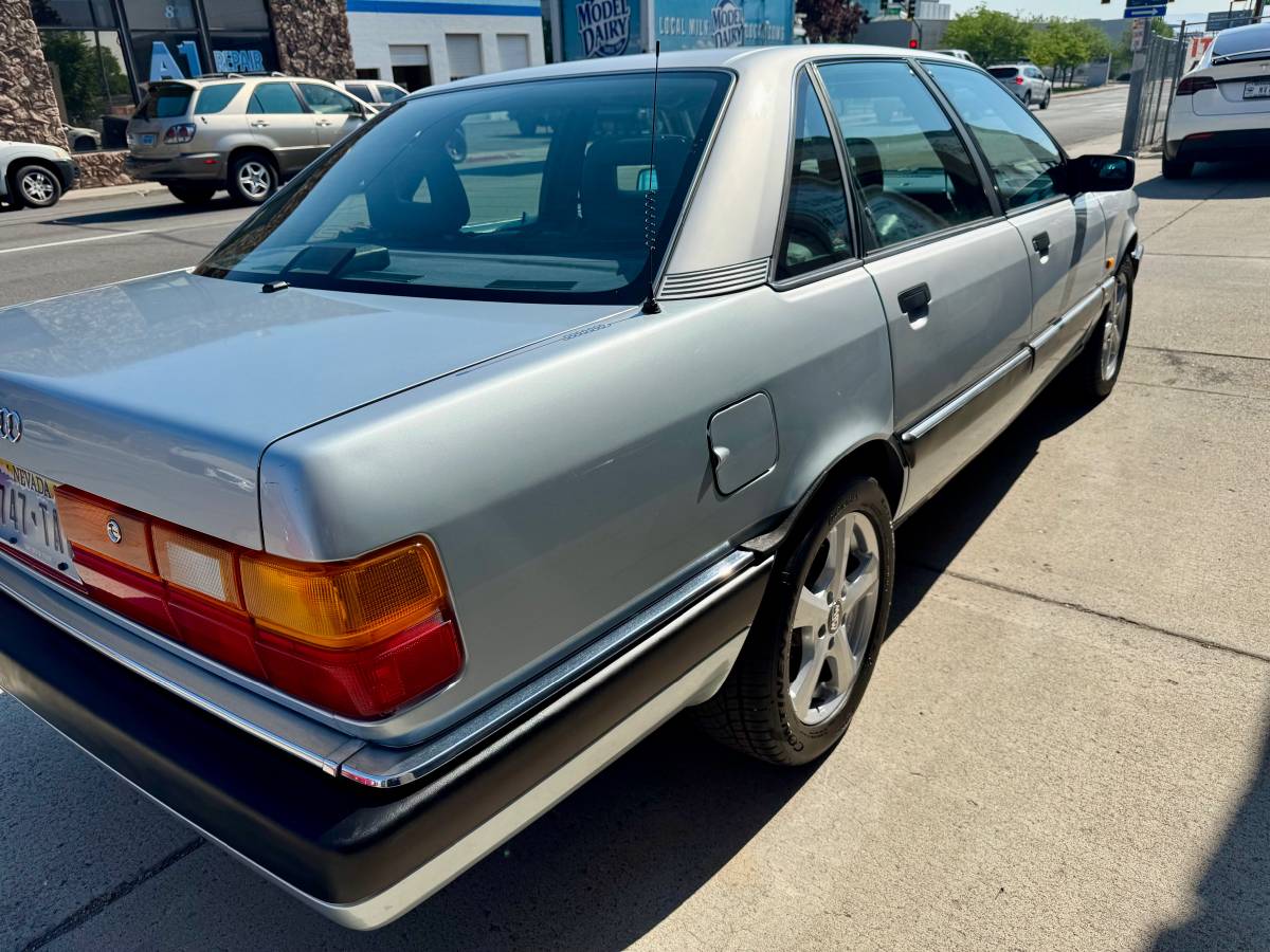 Audi-quattro-20-valves-turbo-1991-silver