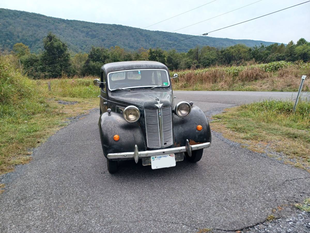 Austin-10-1947-black-19