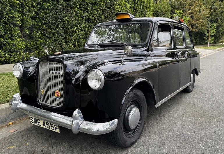 Austin-Fx4-1966-Black-Brown