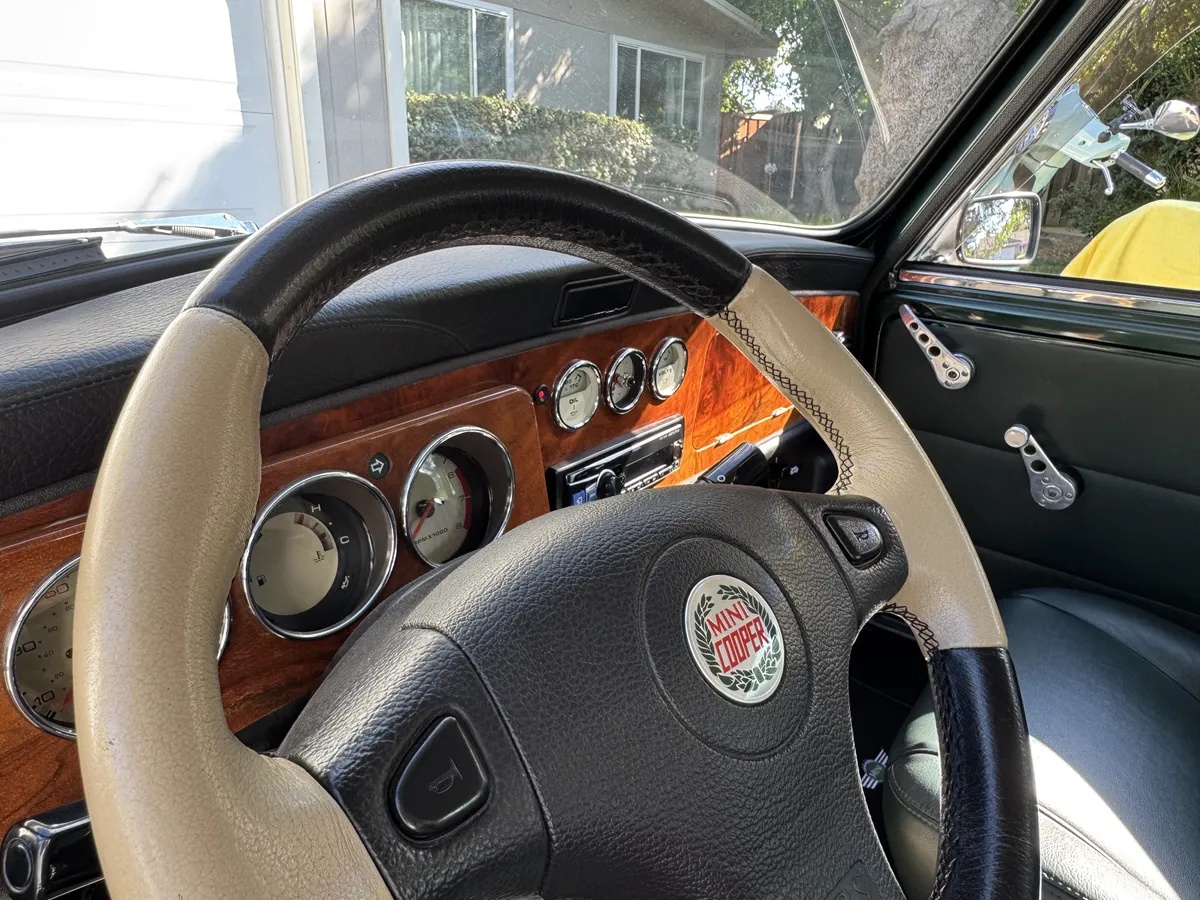 Austin-Mini-1972-British-Racing-Green-Dark-Green-8