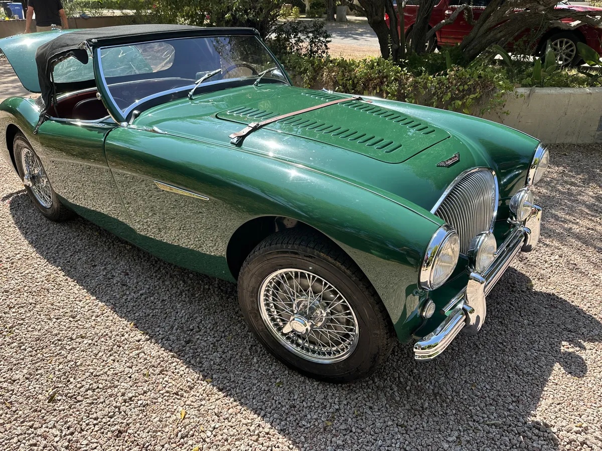 Austin-healey-100-4-1956-Green-Red-10