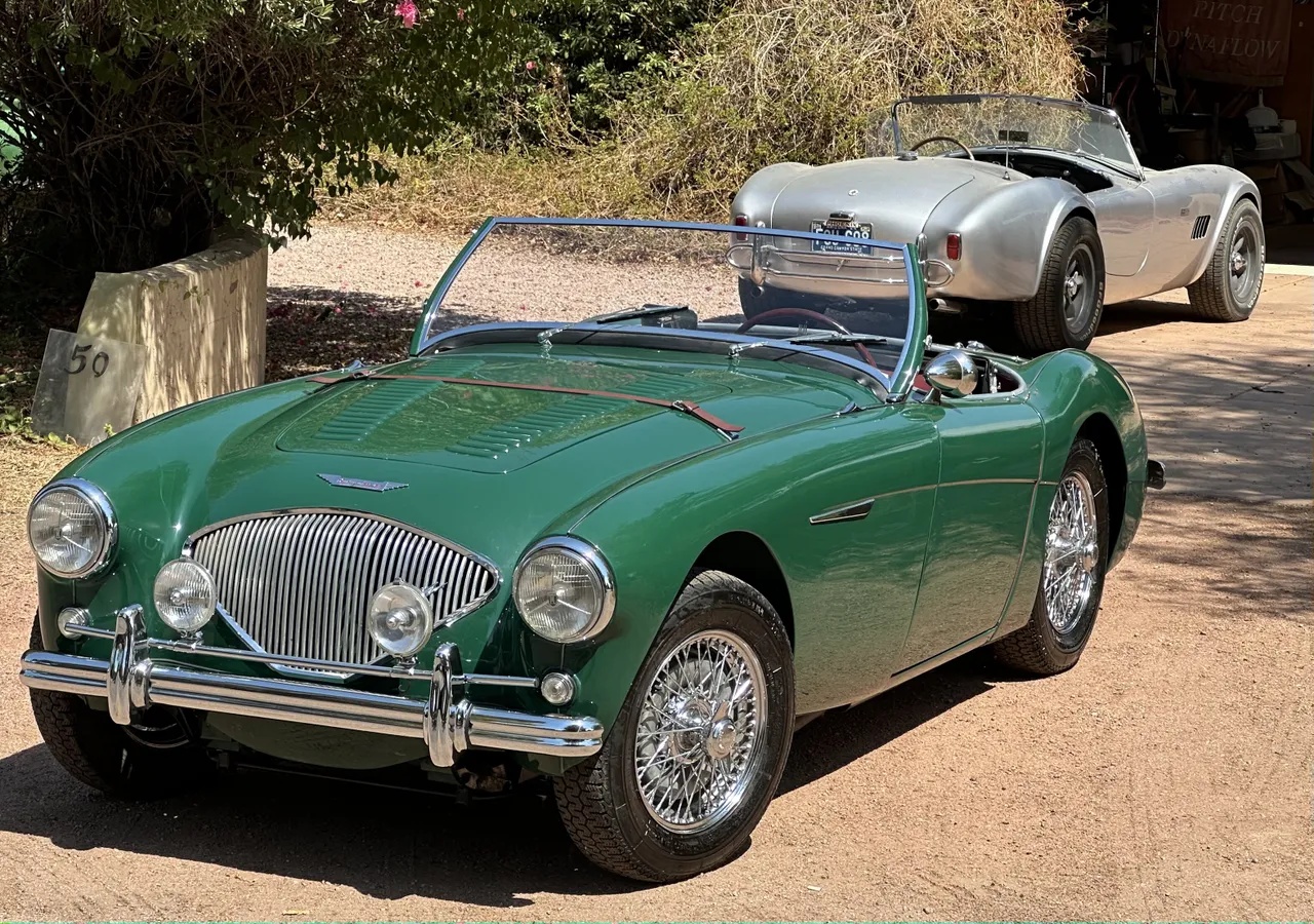 Austin-healey-100-4-1956-Green-Red-16