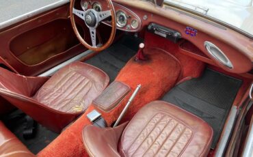 Austin-healey-100-6-1959-Old-English-White-Red-16