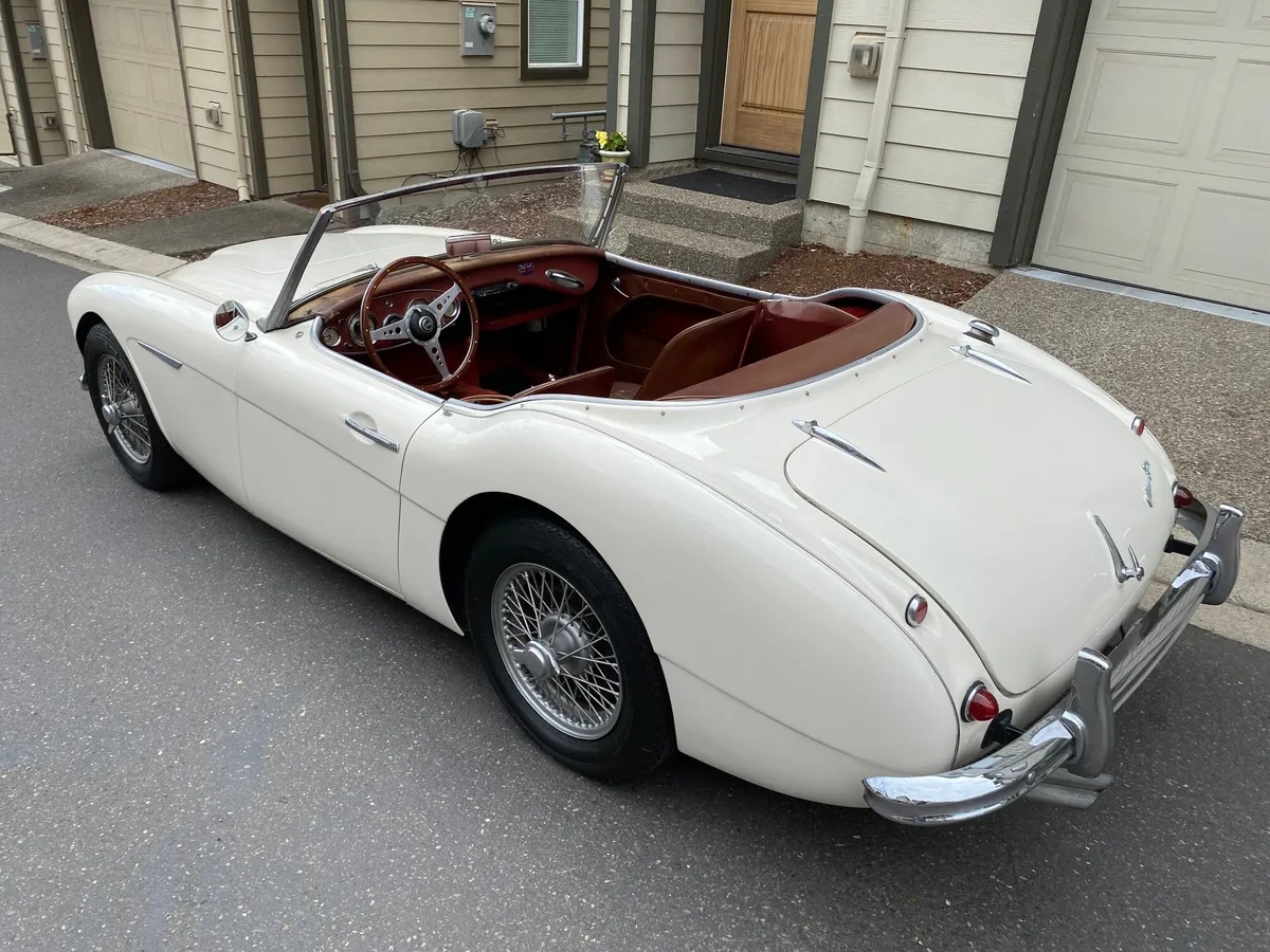 Austin-healey-100-6-1959-Old-English-White-Red-3