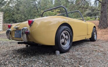 Austin-healey-sprite-1960-yellow-10