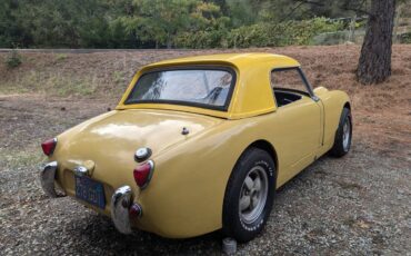 Austin-healey-sprite-1960-yellow-6