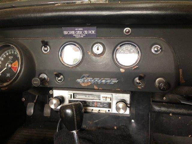 Austin-healy-sprite-1965-green-10