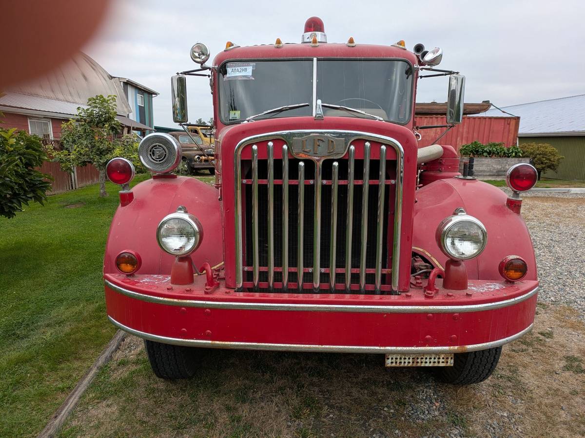 Autocar-pumper-1954-red-1