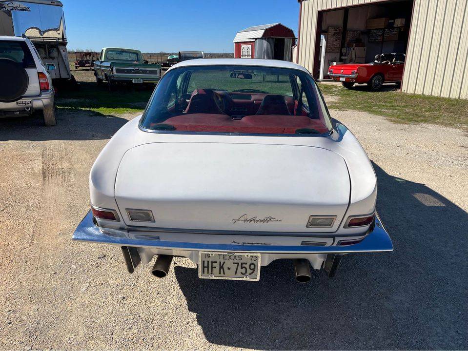 Avanti-1973-white-2