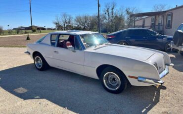 Avanti-1973-white-4