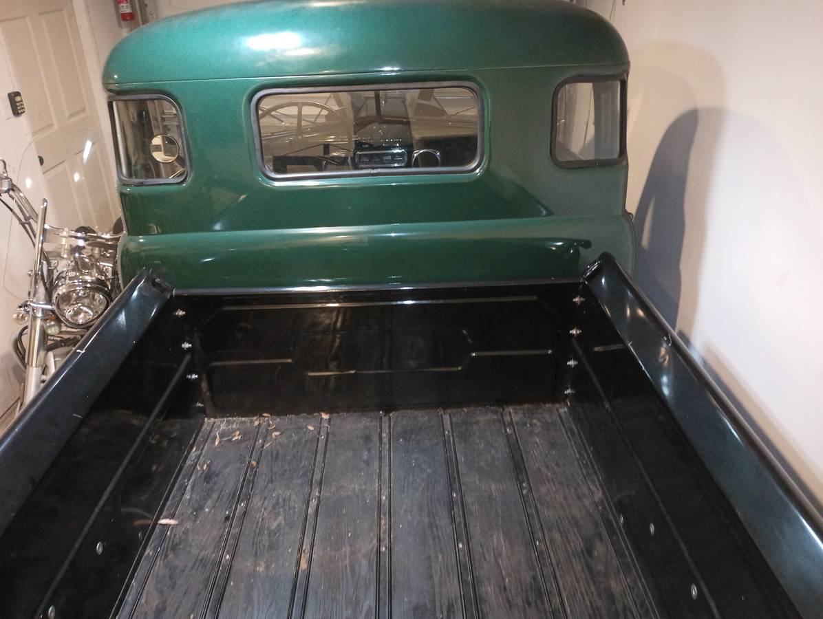 B-1-b-108-12-ton-1949-green-2