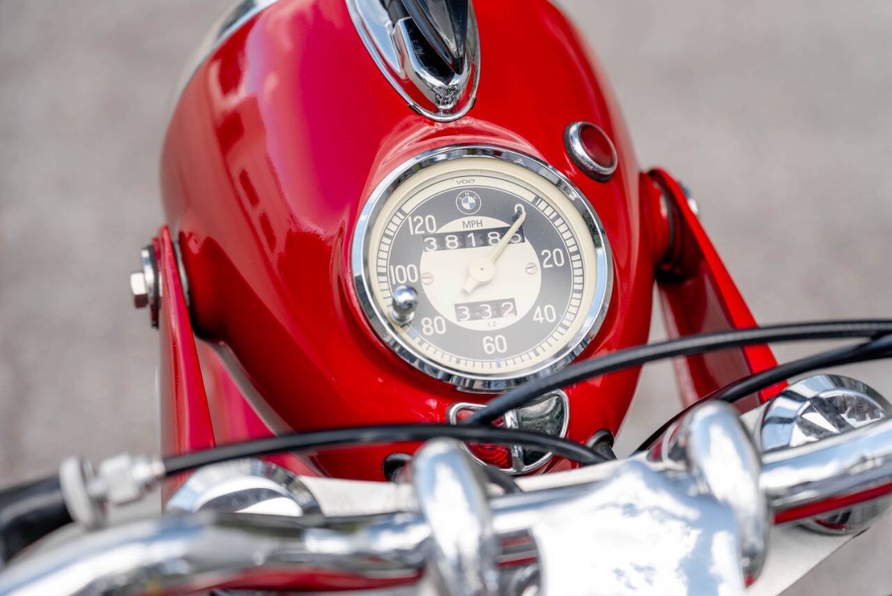 BMW-R-Series-1968-Motorcycles-Scooters-11