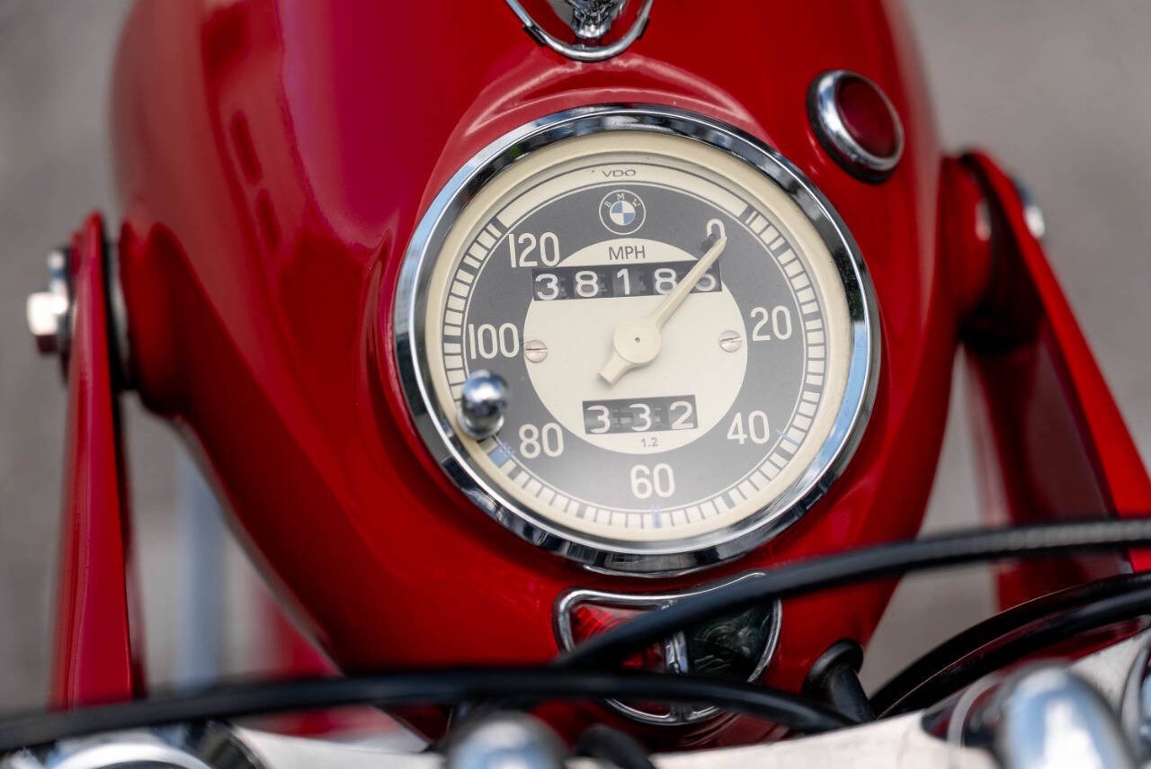 BMW-R-Series-1968-Motorcycles-Scooters-12