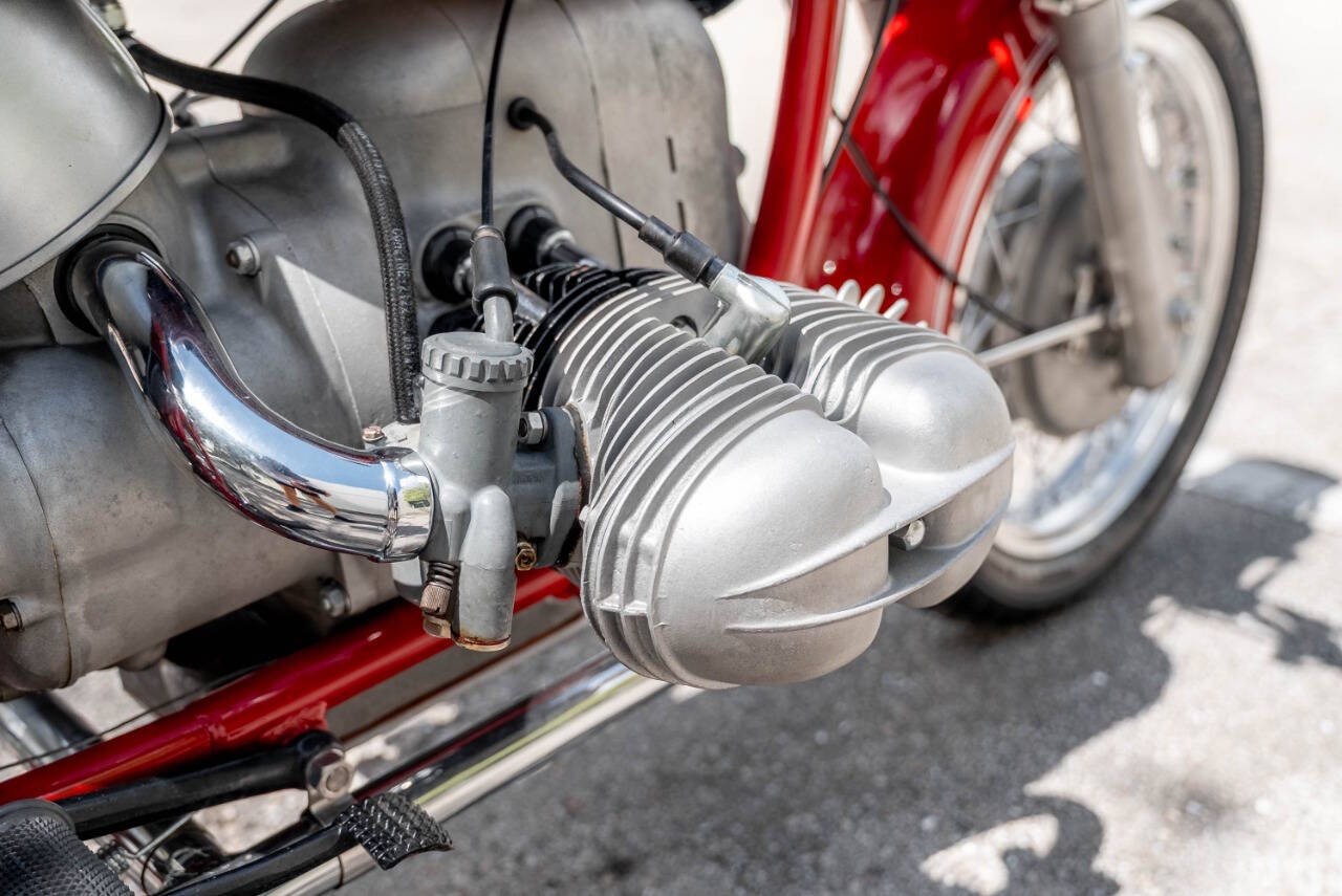 BMW-R-Series-1968-Motorcycles-Scooters-37