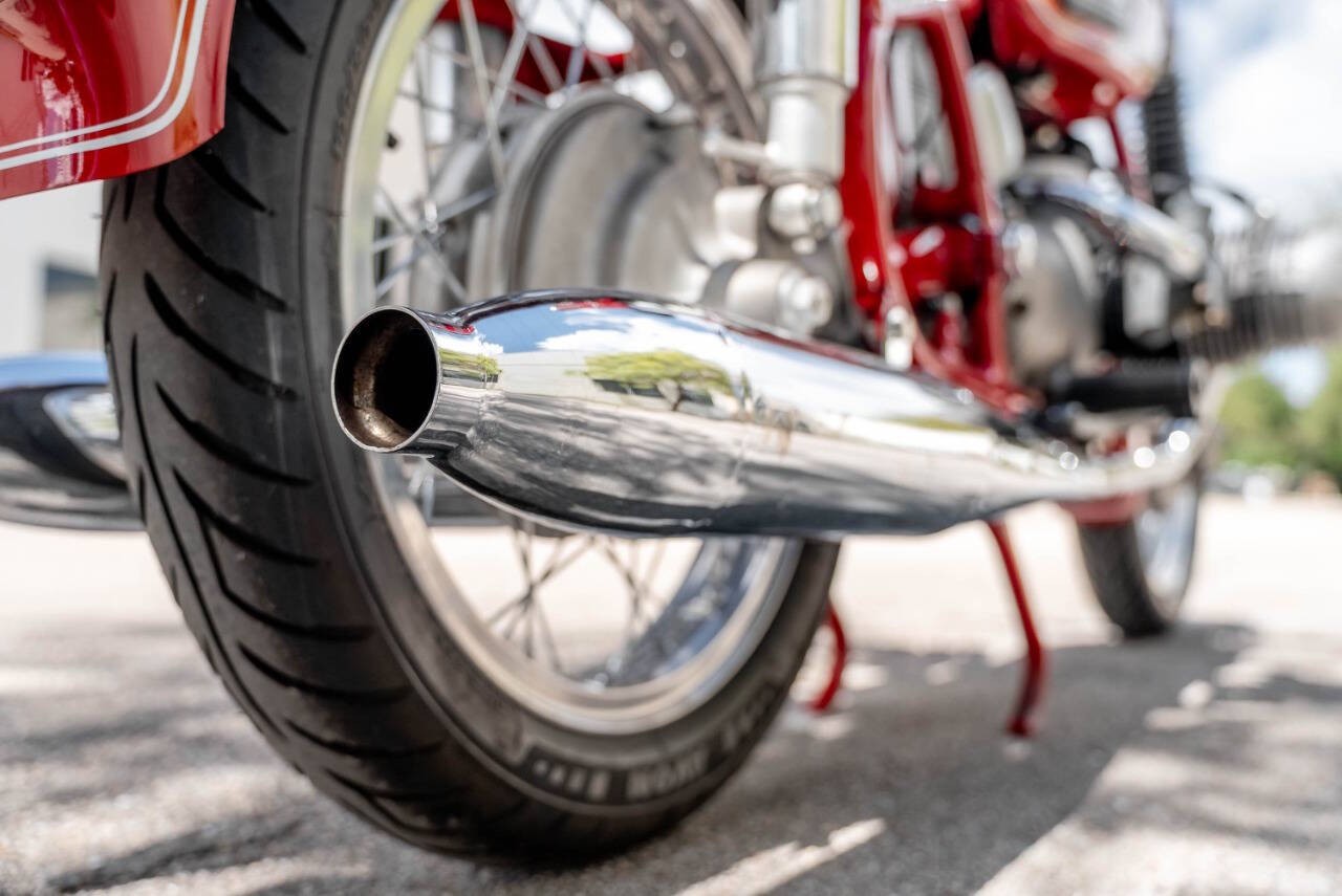 BMW-R-Series-1968-Motorcycles-Scooters-38