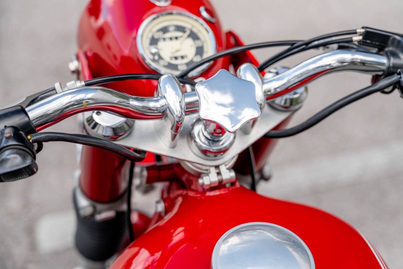 BMW-R-Series-1968-Motorcycles-Scooters-7