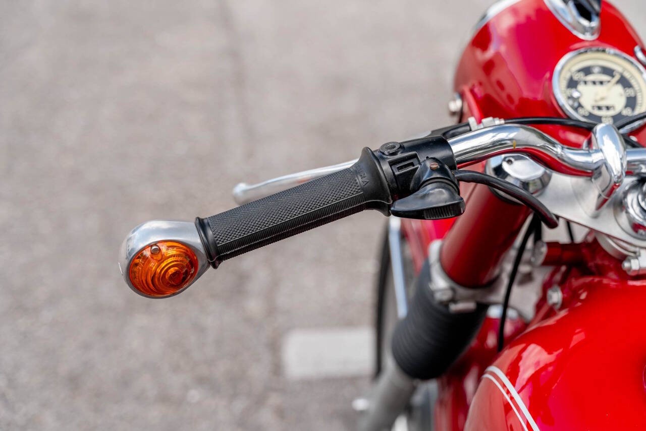 BMW-R-Series-1968-Motorcycles-Scooters-8