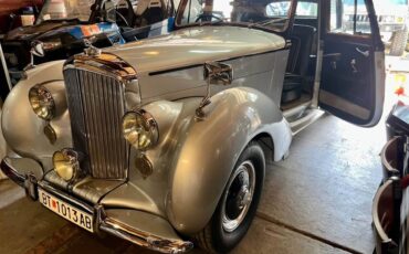 Bentley-1953-5