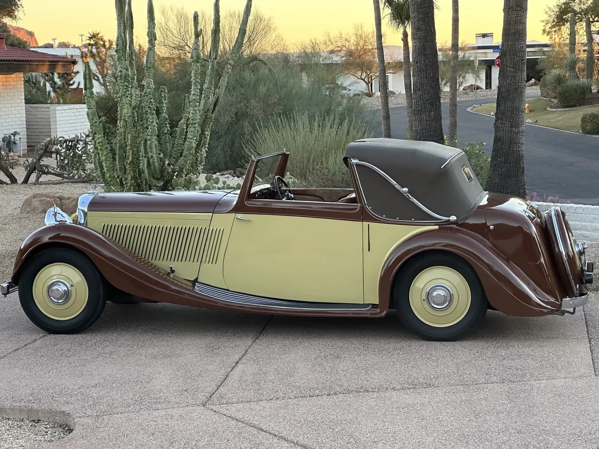 Bentley-4-14-litre-1936-Beige-Saddle-12