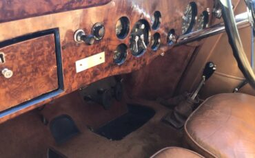 Bentley-4-14-litre-1936-Beige-Saddle-2