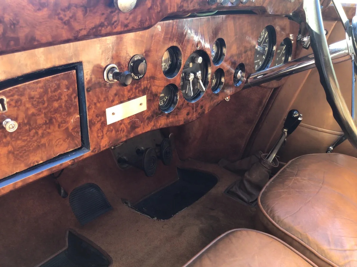 Bentley-4-14-litre-1936-Beige-Saddle-2