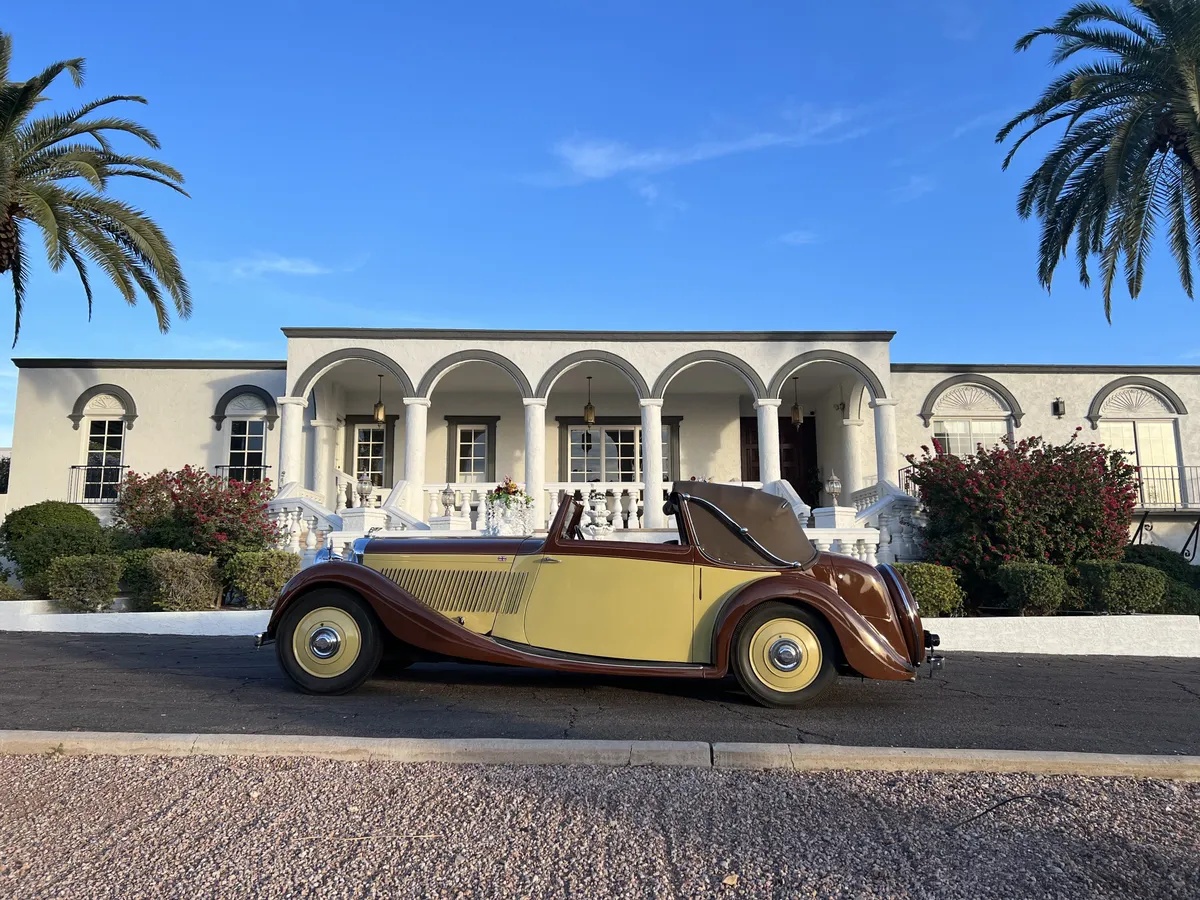 Bentley-4-14-litre-1936-Beige-Saddle-3