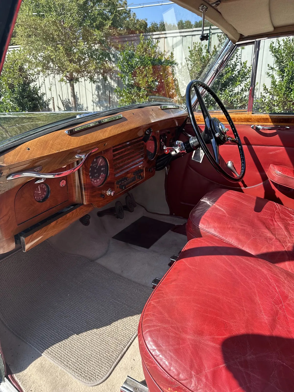 Bentley-Mark-vi-1950-13