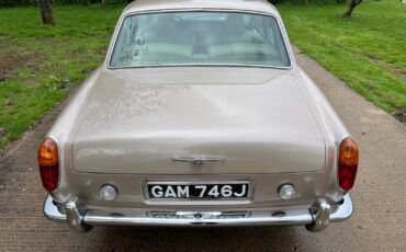 Bentley-T1-2-Door-Saloon-1970-Coupe-13