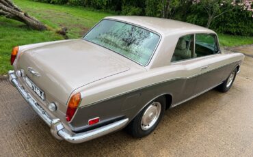 Bentley-T1-2-Door-Saloon-1970-Coupe-14