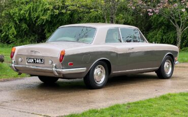 Bentley-T1-2-Door-Saloon-1970-Coupe-2