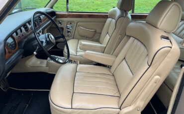 Bentley-T1-2-Door-Saloon-1970-Coupe-24
