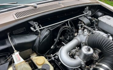 Bentley-T1-2-Door-Saloon-1970-Coupe-37