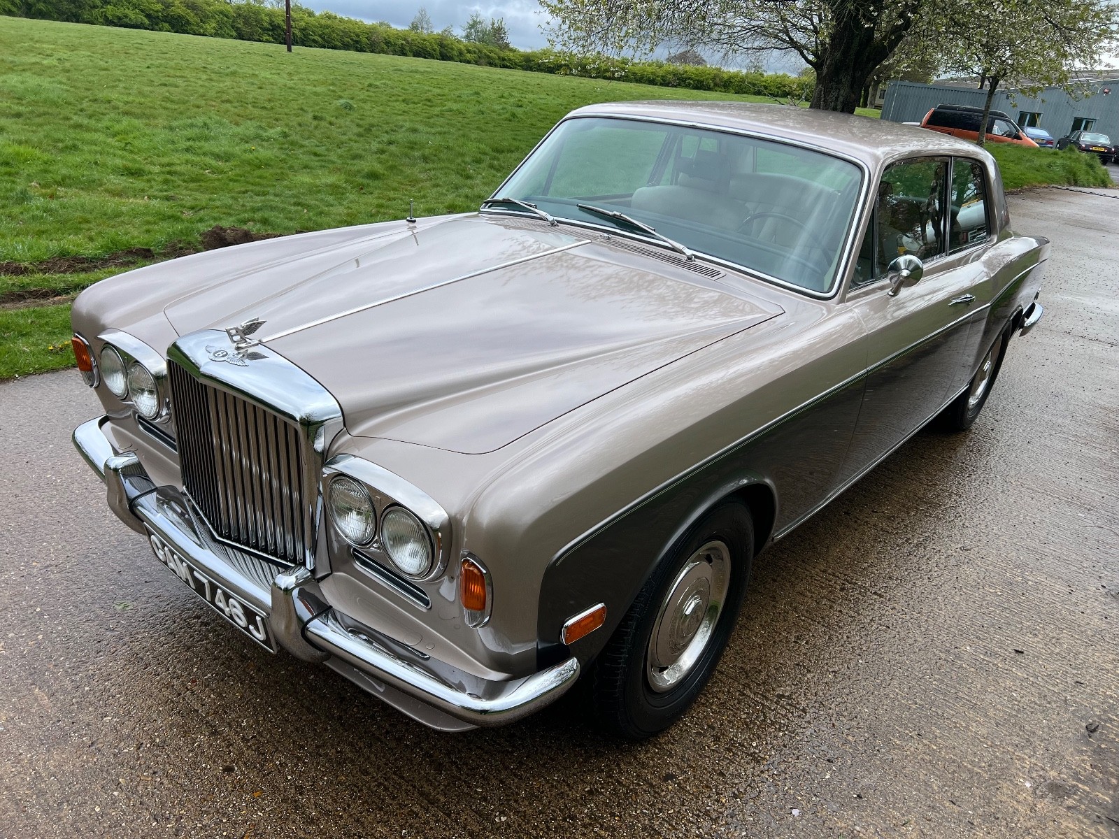 Bentley-T1-2-Door-Saloon-1970-Coupe-5