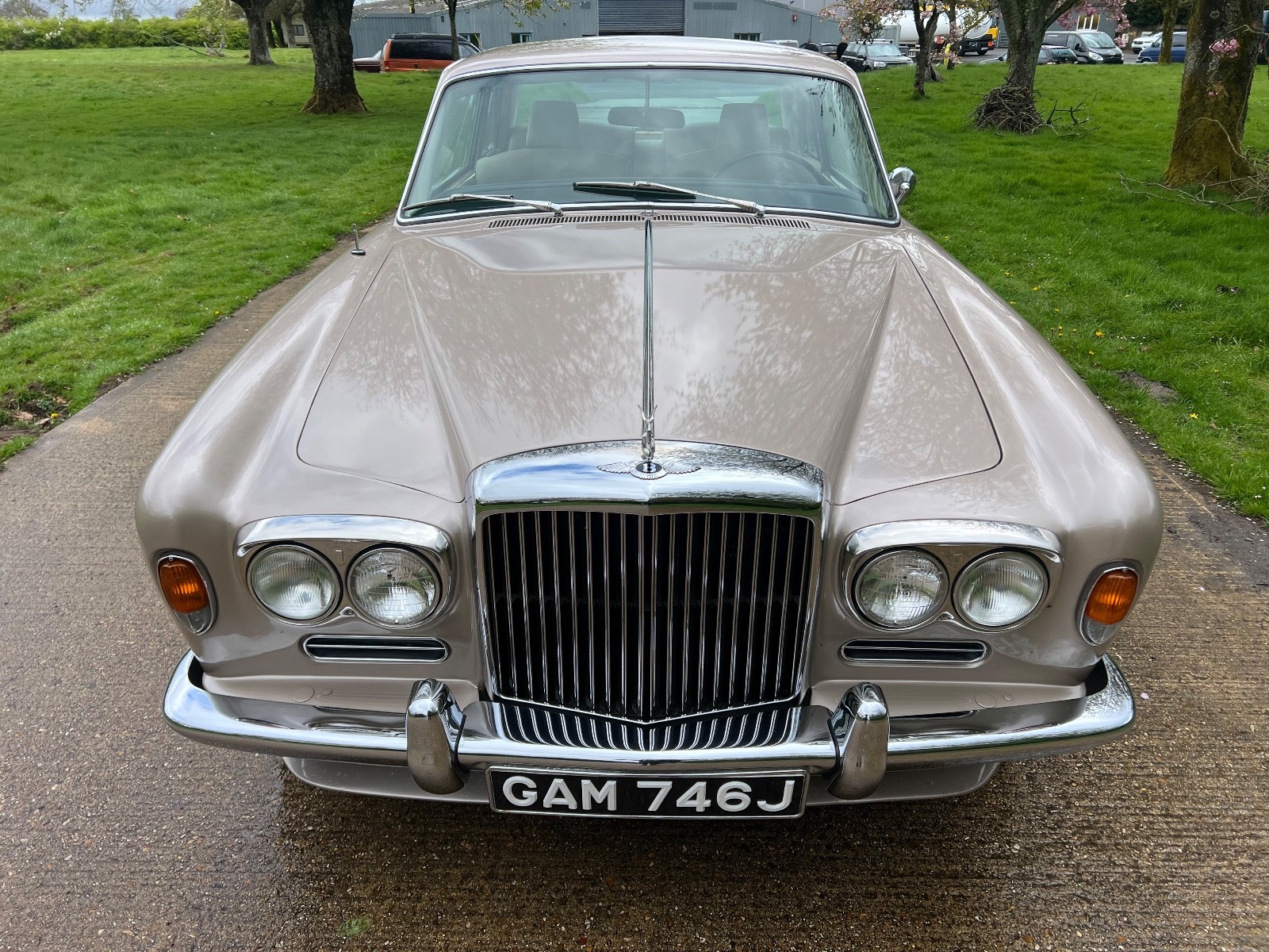 Bentley-T1-2-Door-Saloon-1970-Coupe-6