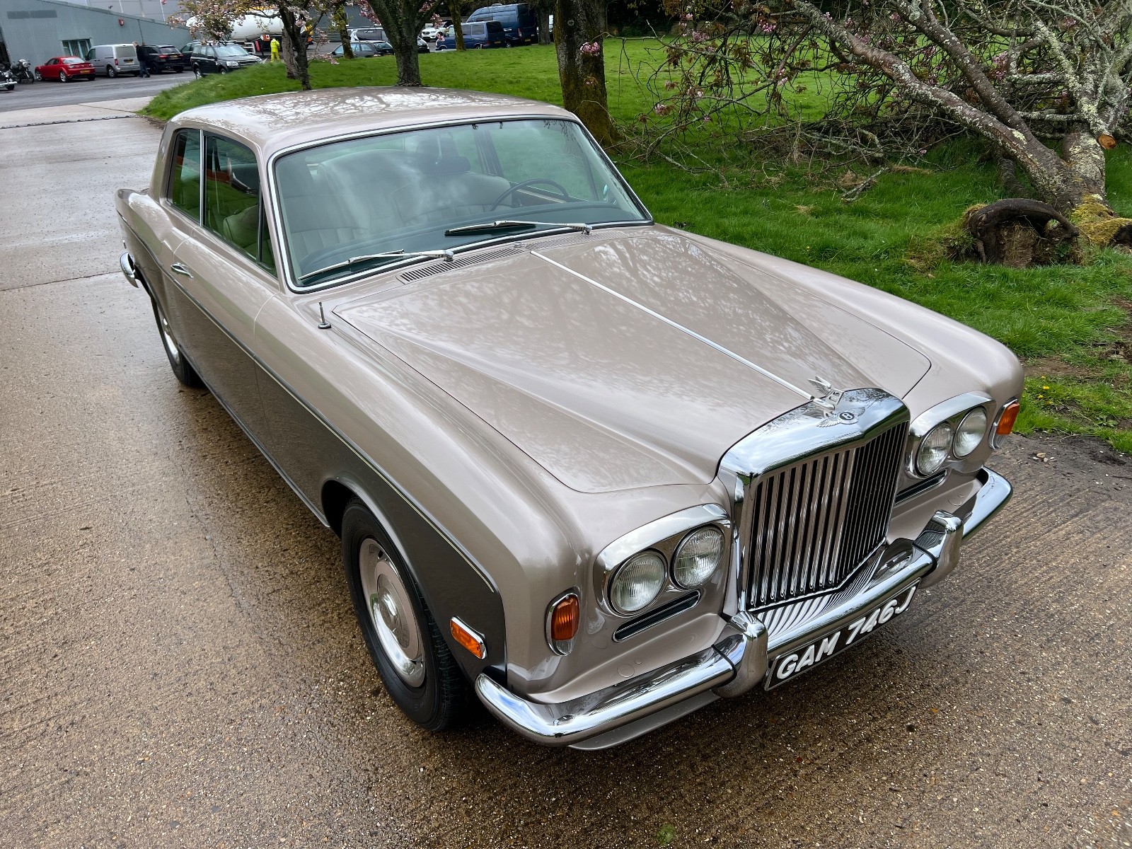 Bentley-T1-2-Door-Saloon-1970-Coupe-8