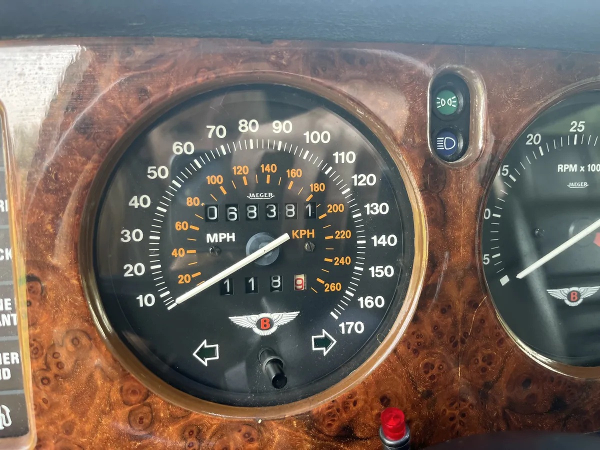 Bentley-Turbo-r-1989-Black-Black-2