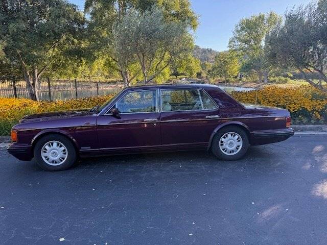 Bentley-brooklands-lwb-1996-black-1