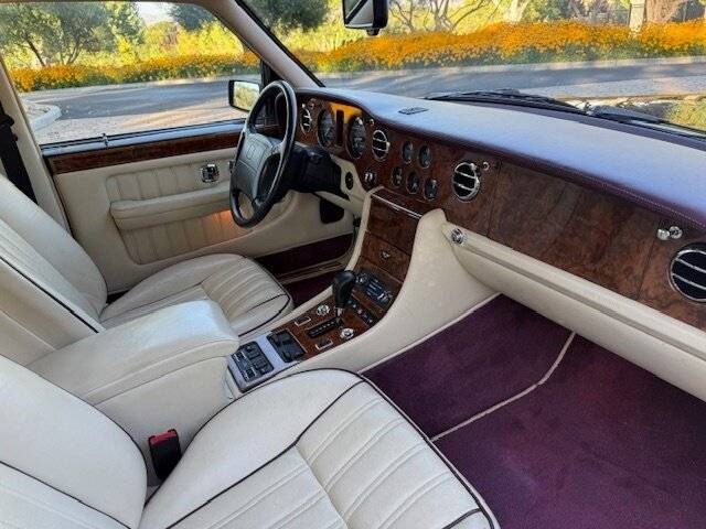 Bentley-brooklands-lwb-1996-black-11