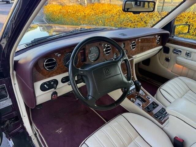 Bentley-brooklands-lwb-1996-black-13